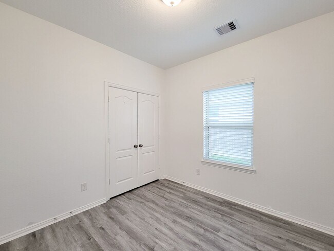Building Photo - 31351 Horseshoe Meadow Bend Ln