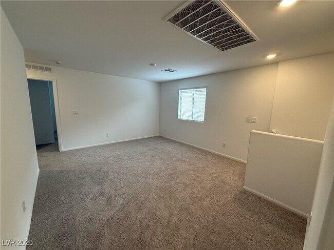 Building Photo - 5943 Swift Lariat St