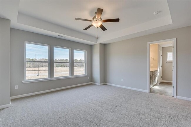 Building Photo - 113 Essence Dr