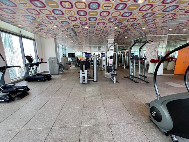 Building Photo - 31 SE 6th St