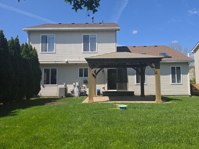 Building Photo - 579 Scott Ln