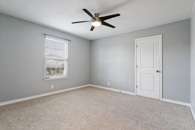 Building Photo - 9908 Bratten Rise