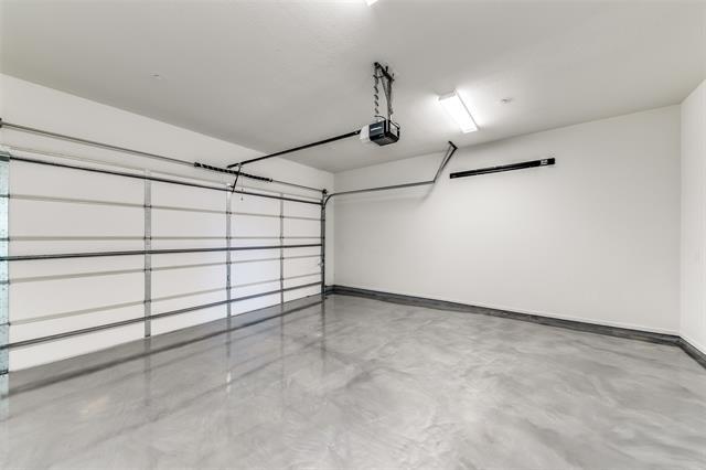 Building Photo - 4338 Emerson Ave