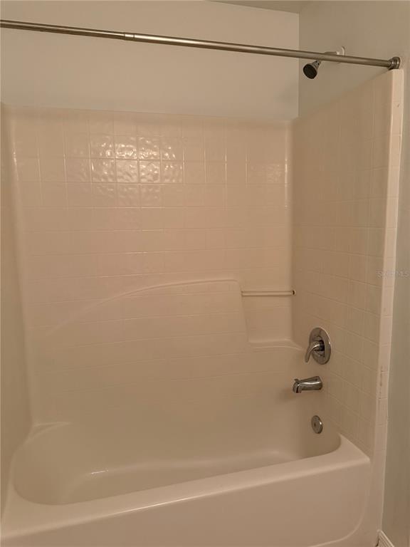 Building Photo - 405 Francisco Way