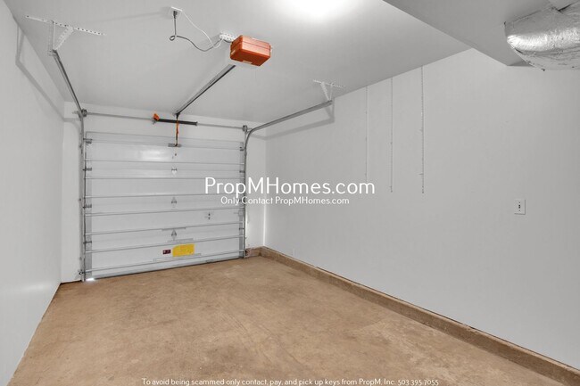 Building Photo - Spacious Updated Three Bedroom in Cully - ...
