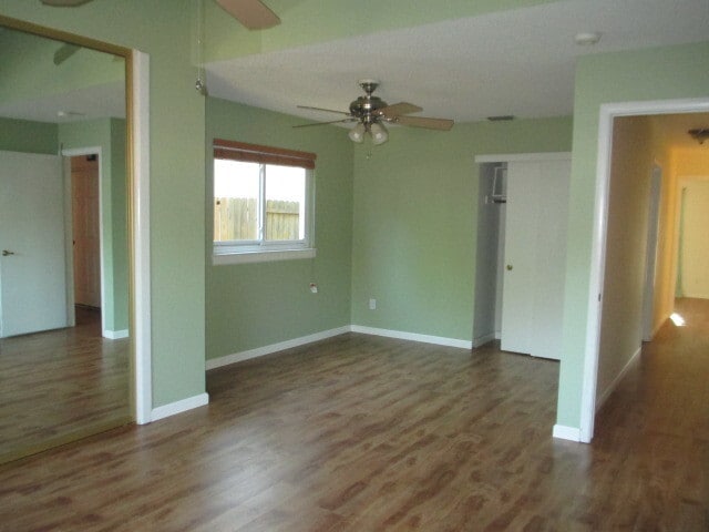 Building Photo - Beautiful home with wood floors