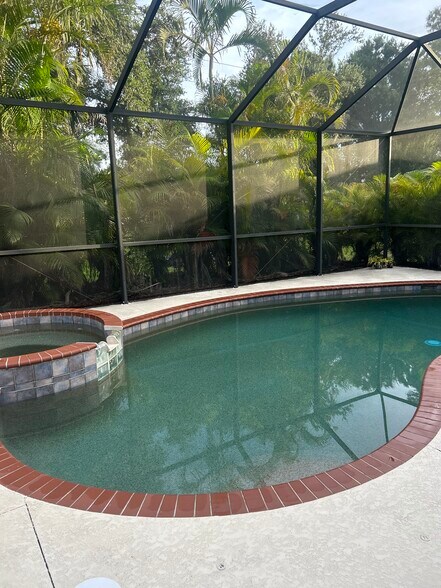 Building Photo - 11707 Breadfruit Ln