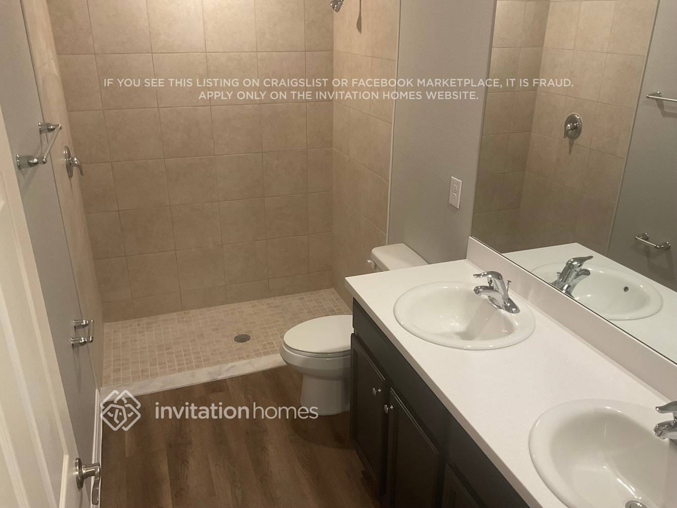 Building Photo - 16085 Overdale Ct