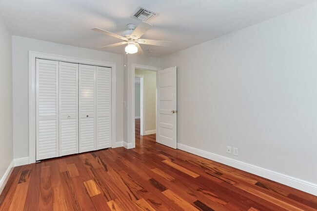 Building Photo - 12293 Coconut Row