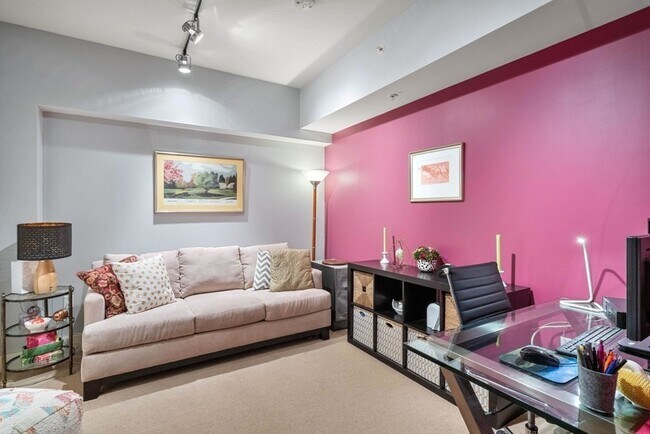 Building Photo - 257 Northampton St