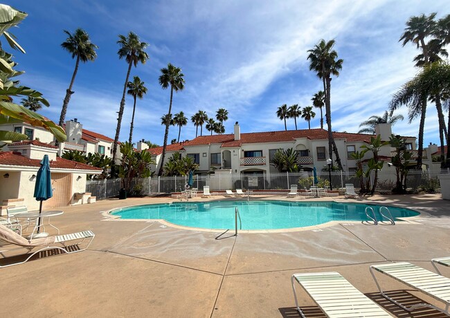 Building Photo - 9392 Twin Trails Dr