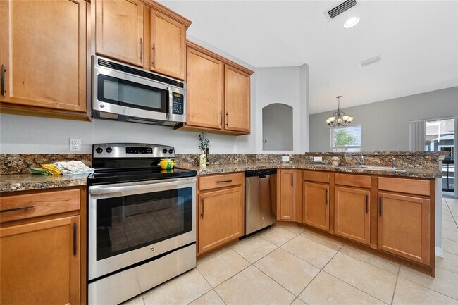 Building Photo - 6548 S Goldenrod Rd