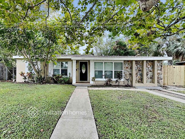 Primary Photo - 1309 Tyrone Blvd N