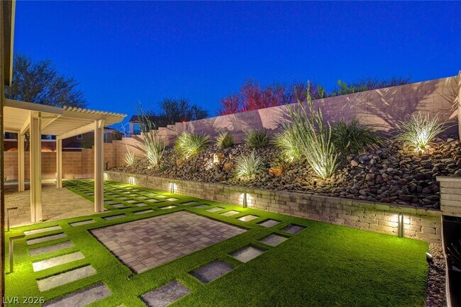 Building Photo - 2560 Bridle Oaks Ct