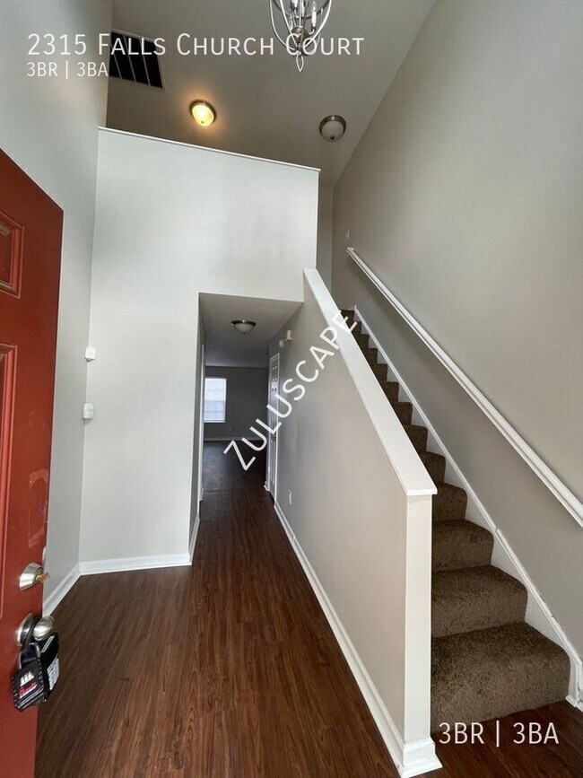 Building Photo - 2315 Falls Church Ct