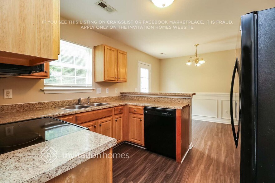 Building Photo - 4118 Hathaway Hills Dr