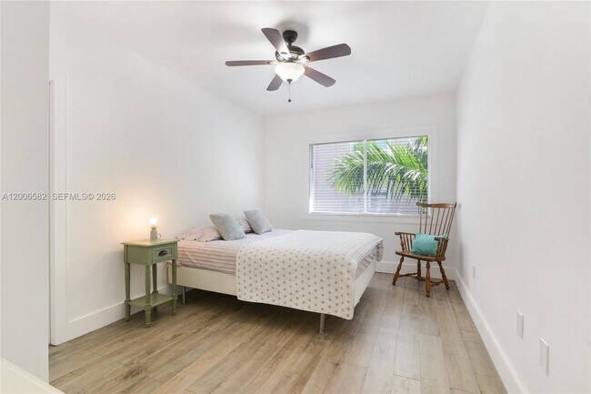 Building Photo - 1142 99th St