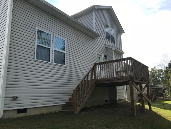 Building Photo - 850 Longleaf Pine Pl