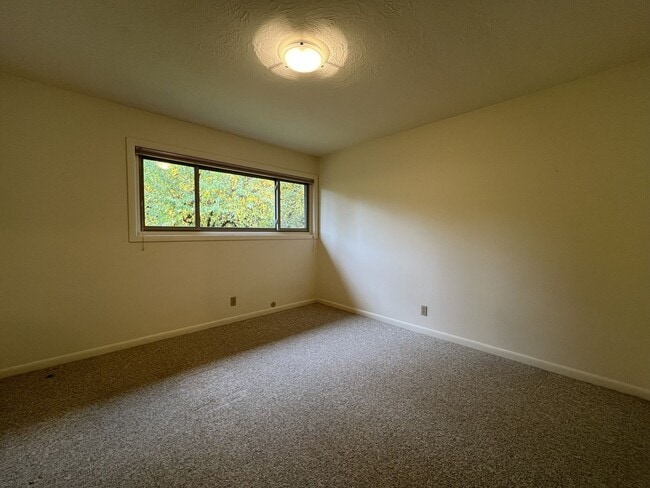 Building Photo - ATA2332