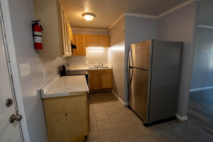 Building Photo - 5768 Aftonshire Dr