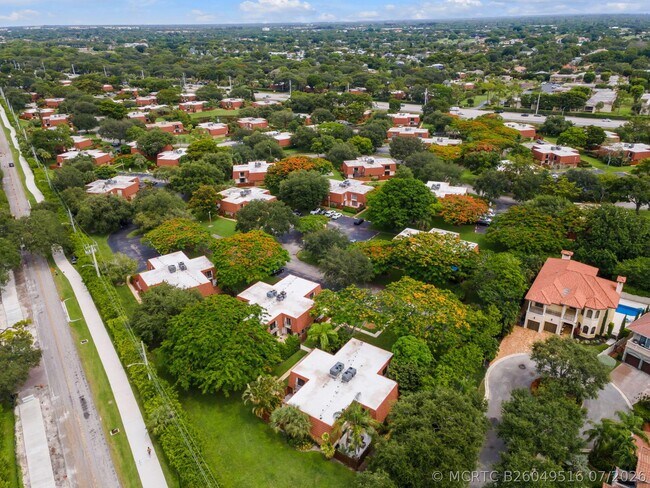 Building Photo - 1840 San Juan Dr
