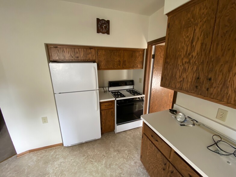 Building Photo - 414 N 63rd St
