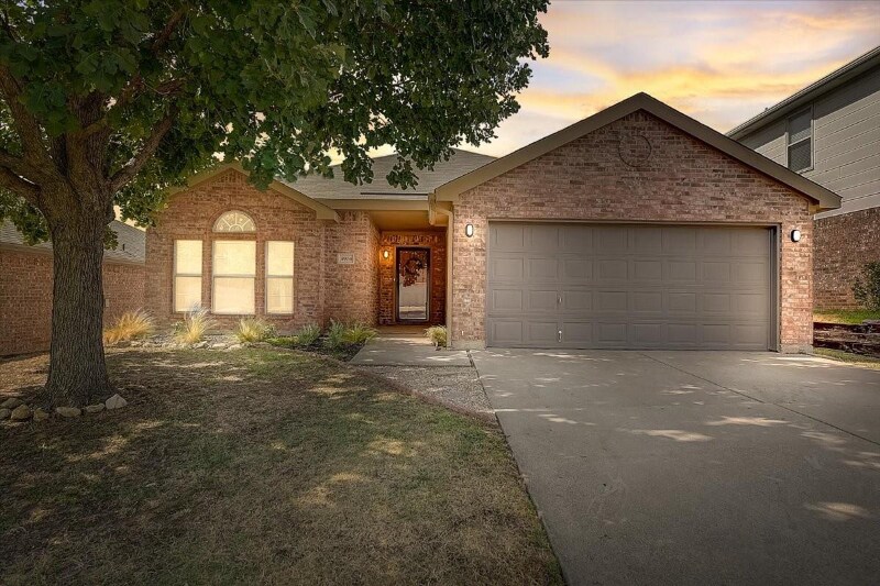 Building Photo - 4904 Diamond Trace Trail