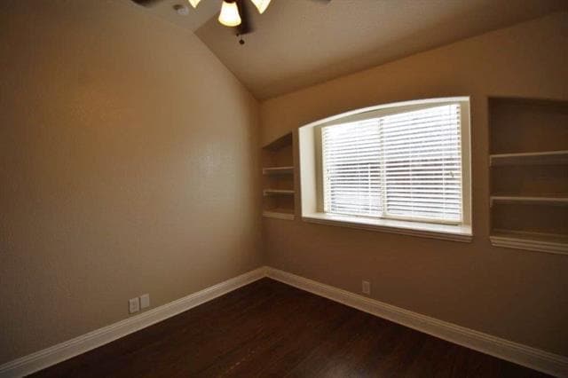 Building Photo - 6613 Meadow Glen Dr