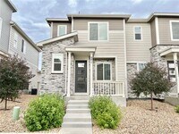 Building Photo - 571 S Pitkin Ct