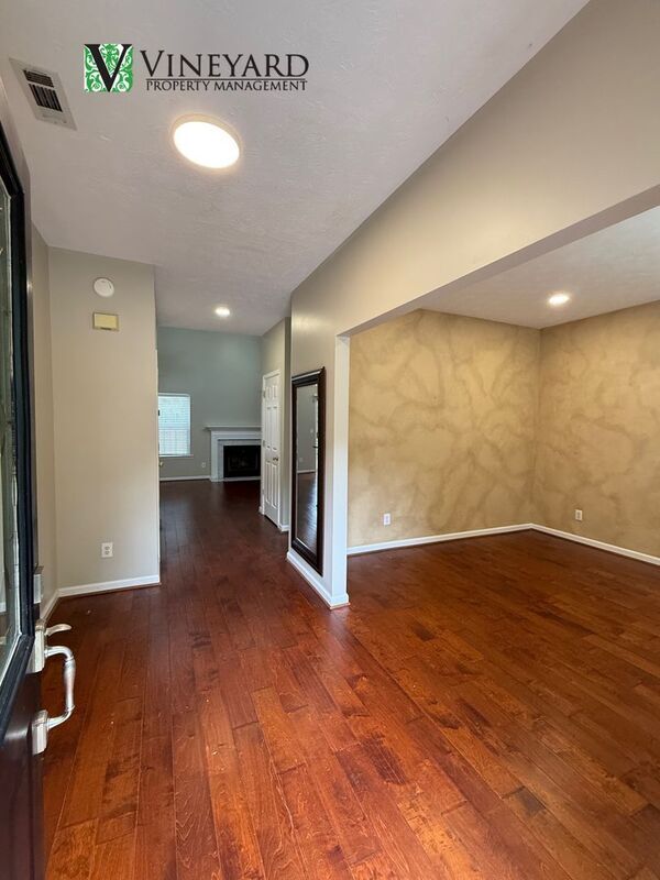 Building Photo - 9970 Lauren Hall Ct