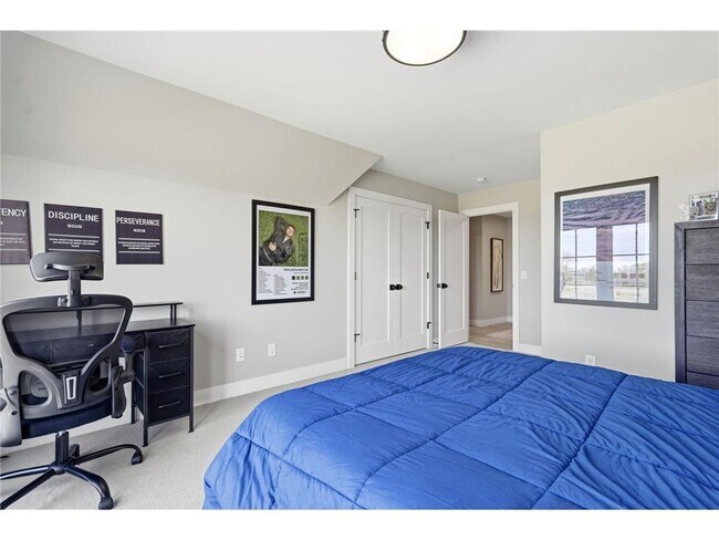 Building Photo - 6201 Gustavus Dr