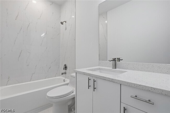 Building Photo - 4708 27th St SW