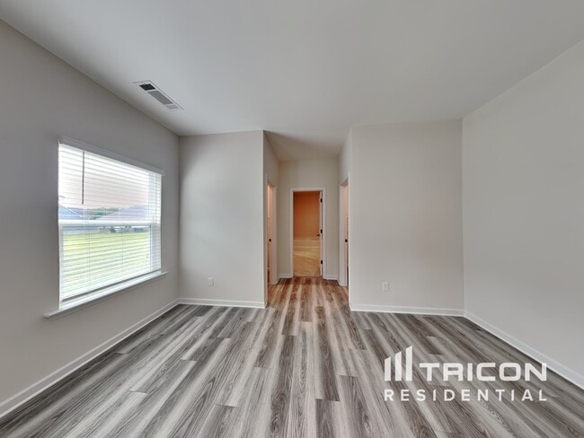 Building Photo - 3201 Azteca Wy