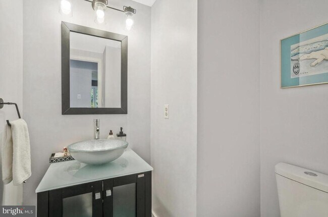 Building Photo - 9801 Burke Pond Ln