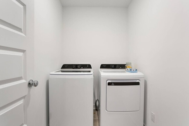 Building Photo - 17355 Wellburn Dr