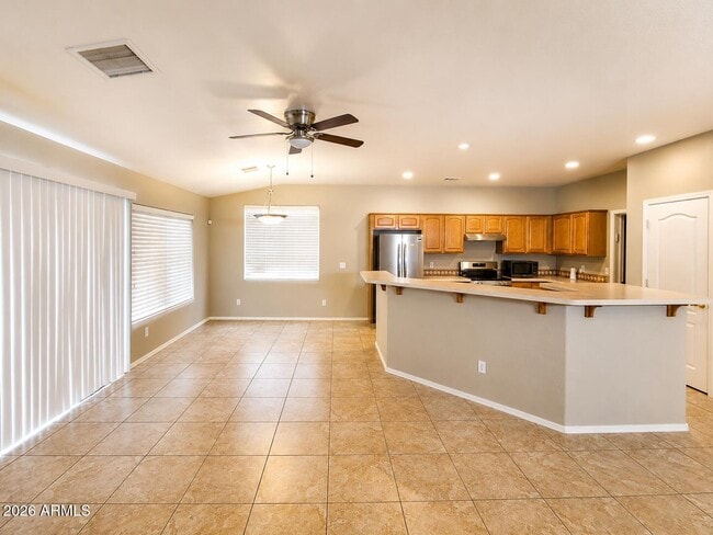 Building Photo - 970 Desert Sunset Dr