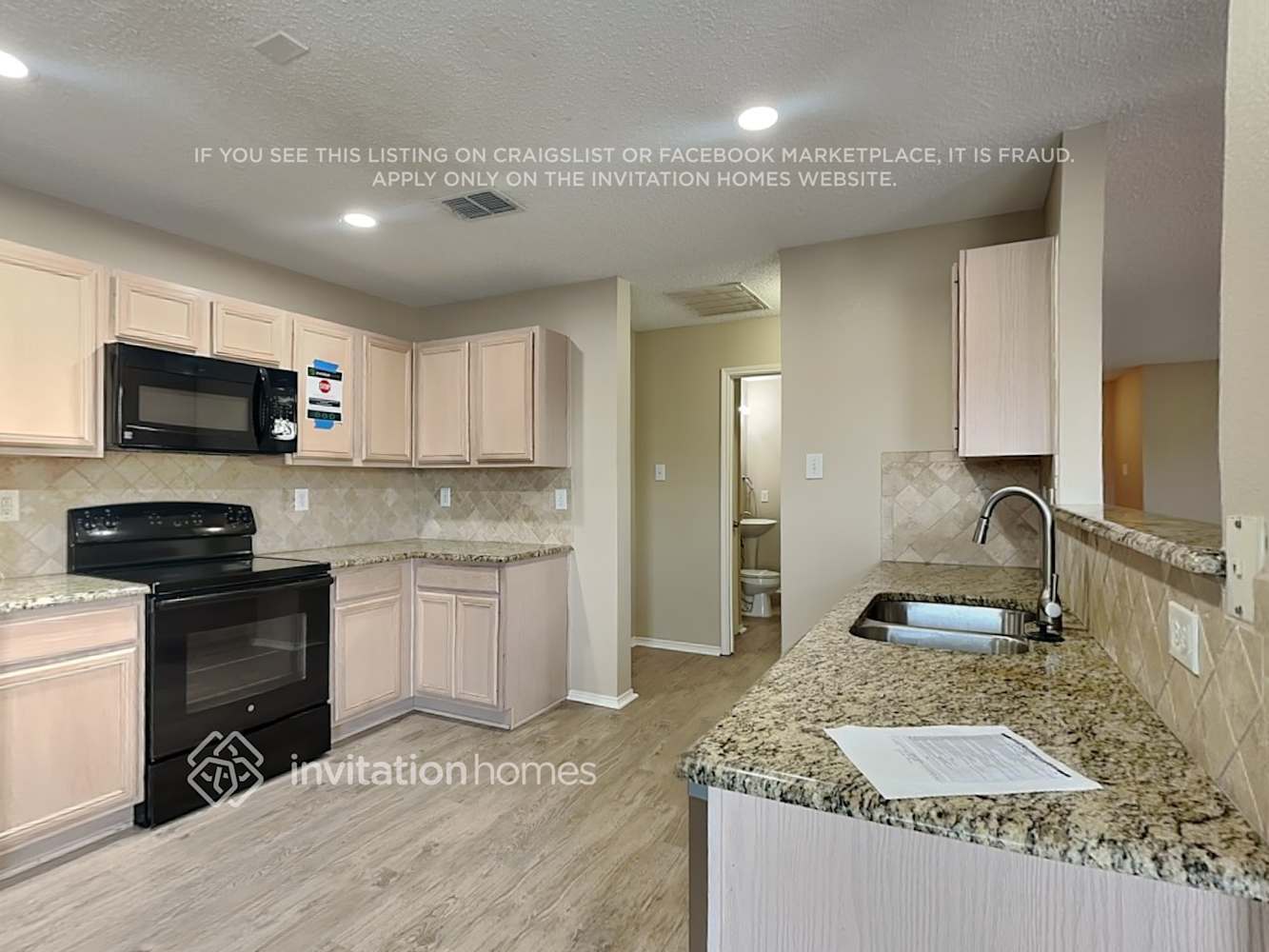 Building Photo - 1542 Melrose Ln