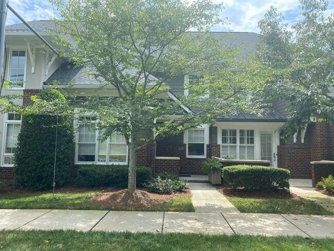 Primary Photo - Elegant 4-Bedroom Luxury Townhome in South...