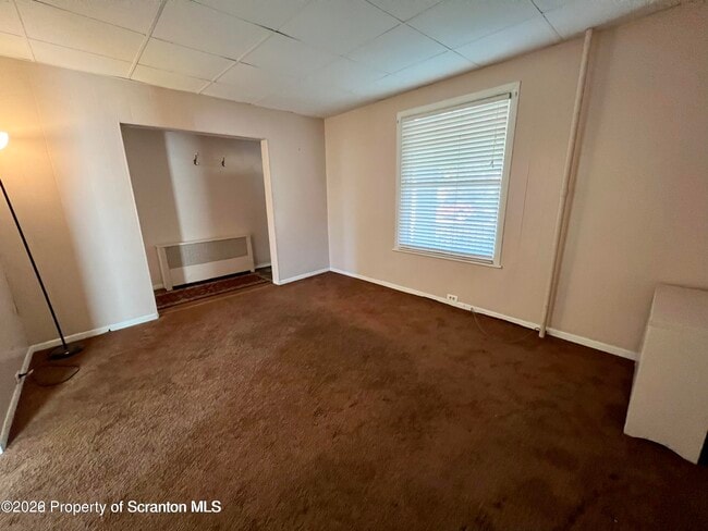 Building Photo - 608 Taylor