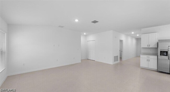 Building Photo - 17244 Cantu Ct