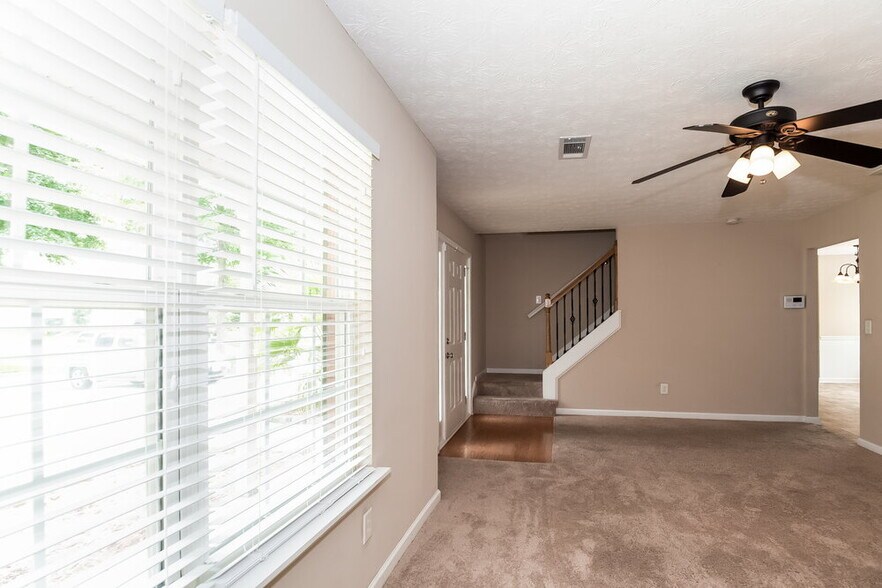 Building Photo - 1405 Stephens Pond View