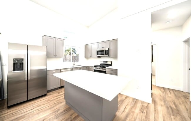 Building Photo - 133-135 Foothill Blvd