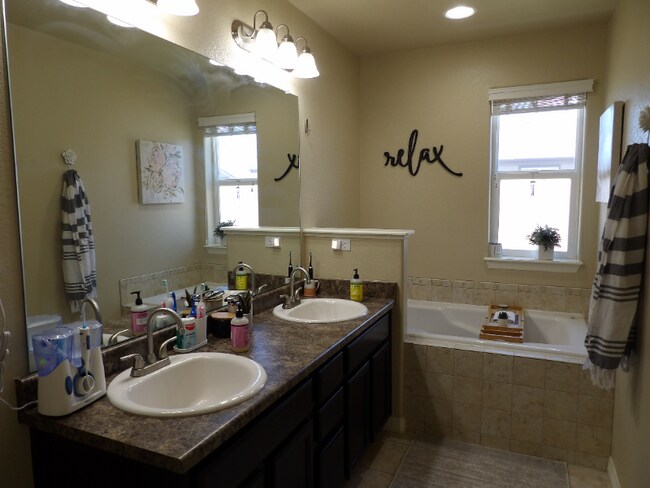 Building Photo - 6343 Wallowing Way