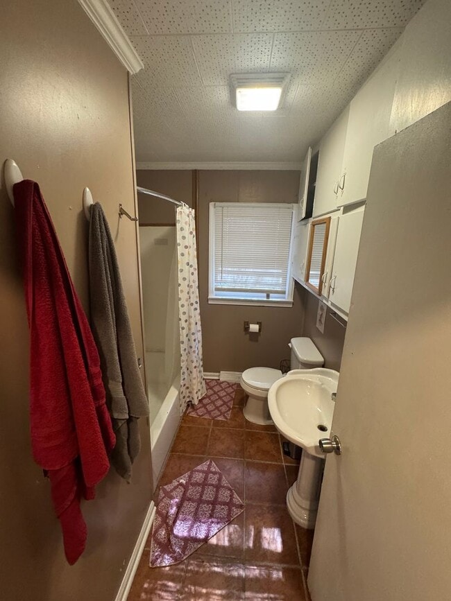 Building Photo - 168 Roy E Brown Rd