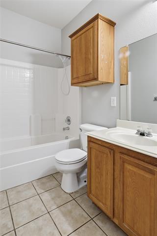 Building Photo - 2313 Dalhart Trail