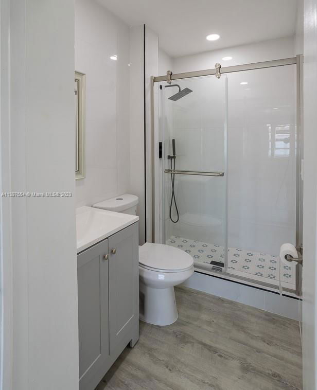 Building Photo - Hope Street, Hollywood, FL 33024 - 4 BR 2 ...