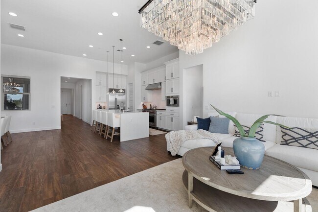 Building Photo - 7605 E Camino Del Monte