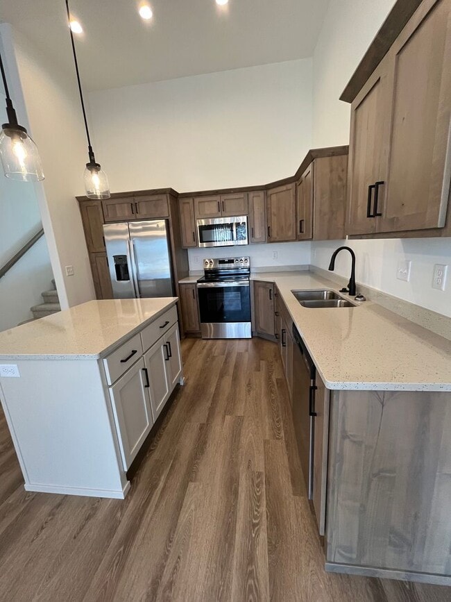 Building Photo - The Wilds Townhomes