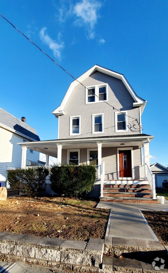 Building Photo - 218 Furman Pl