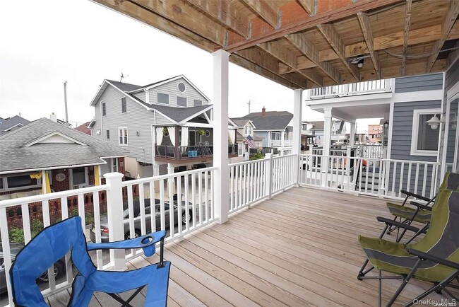 Building Photo - 31 Florida St